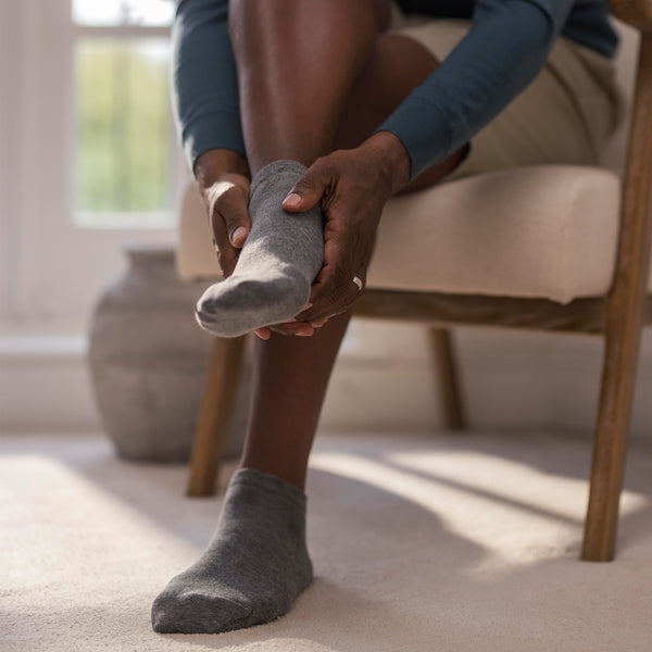 6 Paar Herren-Sneakersocken für Diabetiker - Grau