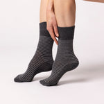Load image into Gallery viewer, 3 Pairs Ladies Varsity Stripe Cotton Socks - Grey
