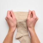 Lade das Bild in den Galerie-Viewer, 3 Paar Damen-Baumwollsocken mit College-Streifen - Braun