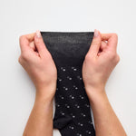 Lade das Bild in den Galerie-Viewer, 3 Paar Herren Bambussocken - Black Suit Mono