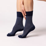 Lade das Bild in den Galerie-Viewer, 3 Paar Baumwollsocken mit College-Streifen für Damen – Denim
