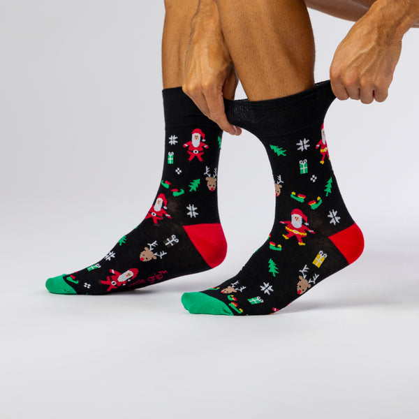3 Pairs Men's Fun Feet Christmas Socks - Holly Mix