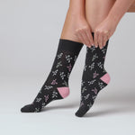 Laden und Abspielen von Videos im Galerie-Viewer, 3 Paar Damen-Baumwollsocken - Romance Lila/Grau
