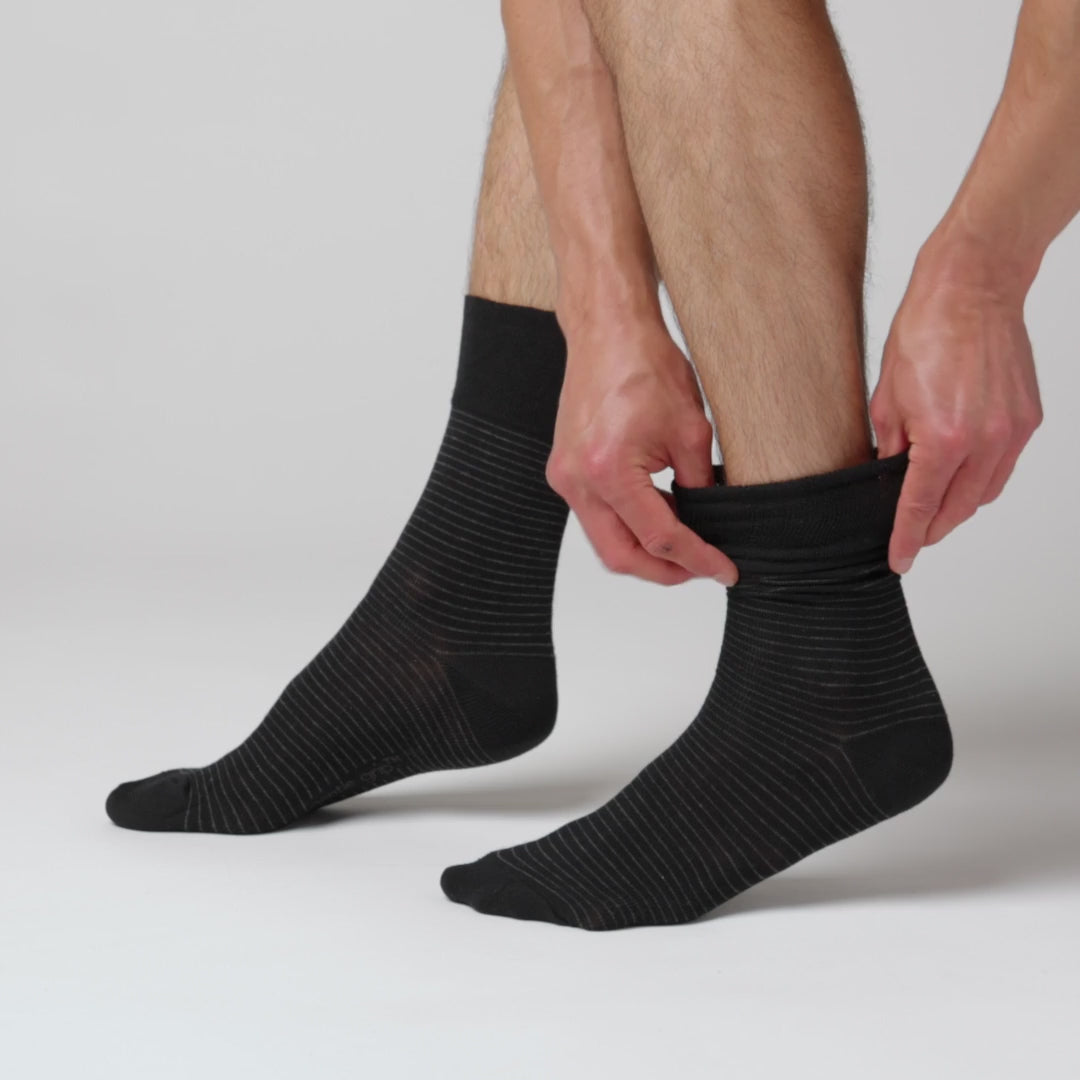 3 Pairs Men's Nova Fine Stripe Cotton Socks - Black
