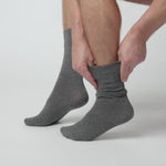 Laden und Abspielen von Videos im Galerie-Viewer, 3 Paar Herrensocken aus schlichter Baumwolle - Anthrazit
