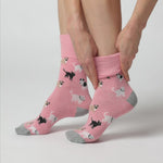 Laden und Abspielen von Videos im Galerie-Viewer, 3 Paar Fun Feet Baumwollsocken für Damen – Haustiere
