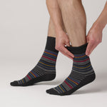 Laden und Abspielen von Videos im Galerie-Viewer, 3 Paar Herren-Baumwollsocken - Contemporary Ensemble
