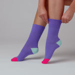 Laden und Abspielen von Videos im Galerie-Viewer, 3 Paar Damen-Baumwollsocken in Colourburst-Optik - Chroma Portal
