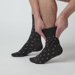 Load and play video in Gallery viewer, 3 Pairs Men&#39;s Twilight Cotton Socks - Brown/Natural
