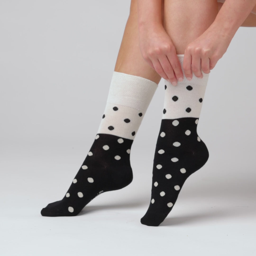 3 Paar Damen Bambussocken - Mono Spots