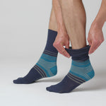 Laden und Abspielen von Videos im Galerie-Viewer, 3 Paar Herren-Baumwollsocken - Modern Flash
