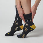 Laden und Abspielen von Videos im Galerie-Viewer, 3 Paar Fun Feet Baumwollsocken für Damen – Waldspaziergang
